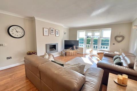 4 bedroom detached house for sale, Llanover Road, Pontypool NP4