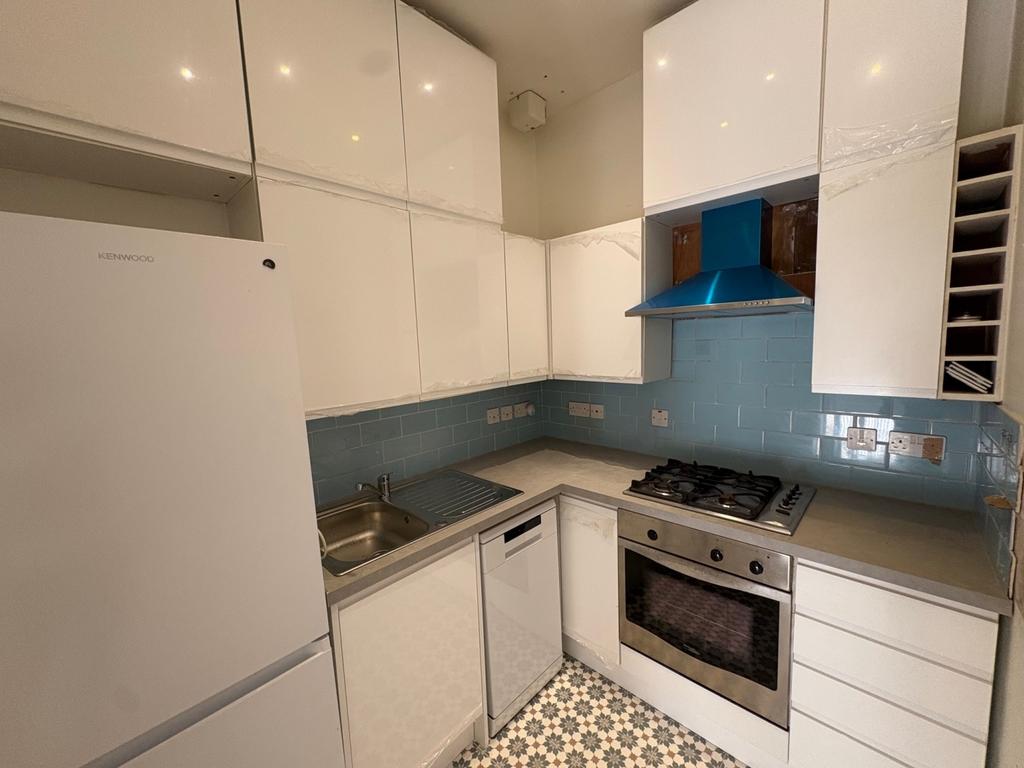 Kitchen 1
