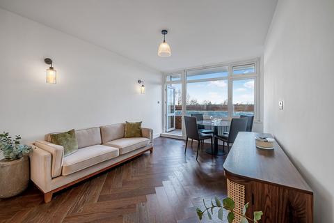 2 bedroom flat for sale, Pringle Gardens, London SW16