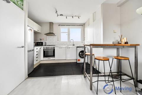3 bedroom flat to rent, Hydethorpe Road, Balham, SW12 0JH