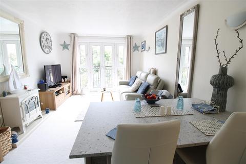 1 bedroom apartment for sale, Briary Court, Cowes PO31