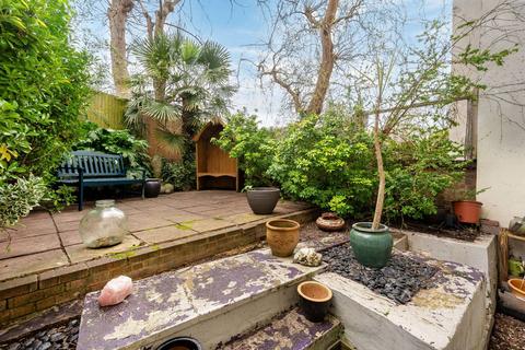 undefined, Limes Grove, Lewisham, London, SE13