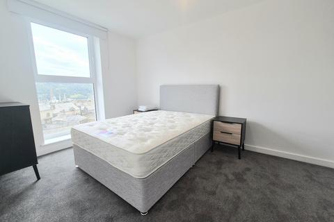 1 bedroom apartment to rent, Cow Green, HALIFAX