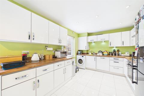 undefined, Jaguar Lane, Bracknell, Berkshire, RG12