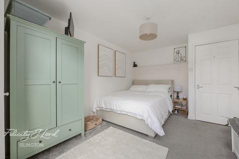 1 bedroom flat for sale, Essex Road, London