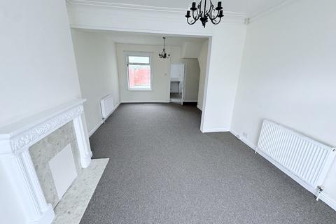3 bedroom terraced house to rent, Calthorpe Street, Hull HU3