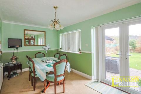 5 bedroom detached house for sale, Cherrydown, Grays RM16