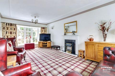 3 bedroom detached house for sale, Edinburgh Drive,Walsall,WS4 1HW