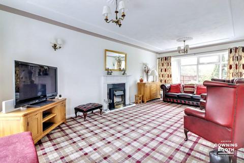 3 bedroom detached house for sale, Edinburgh Drive,Walsall,WS4 1HW