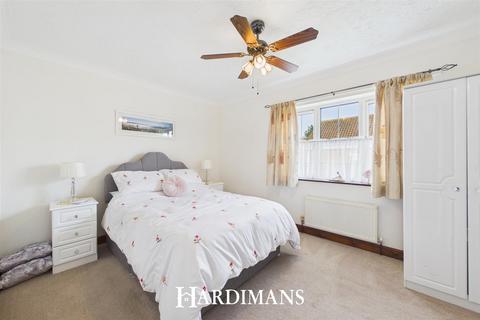4 bedroom detached house for sale, Ark Close, Kessingland