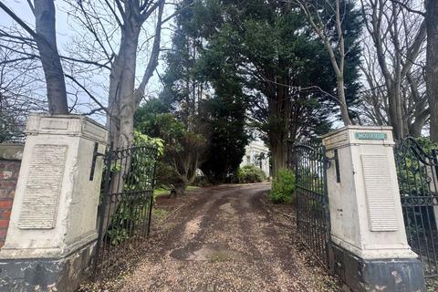 undefined, Apartment 5 Mossfield House, Thingwall Road, Liverpool, Merseyside, L15 7JZ