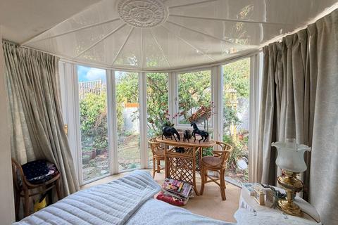4 bedroom semi-detached bungalow for sale, Osgodby Crescent, Scarborough, YO11