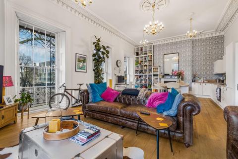 undefined, Promenade, Cheltenham
