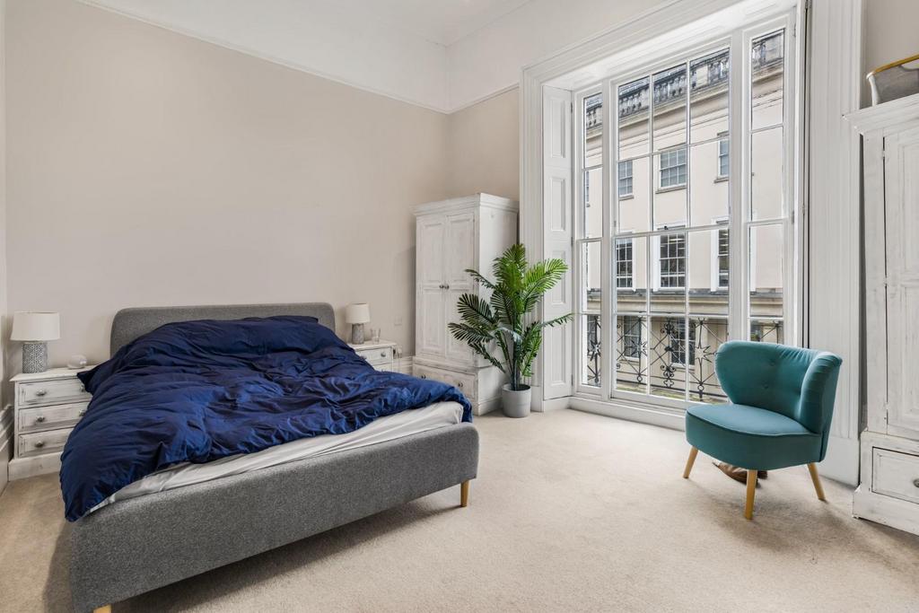 Flat 1 99 Promenade-2.jpg