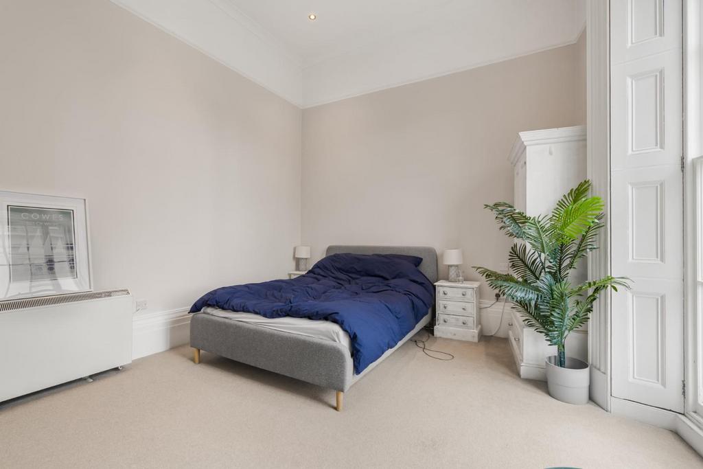 Flat 1 99 Promenade-3.jpg