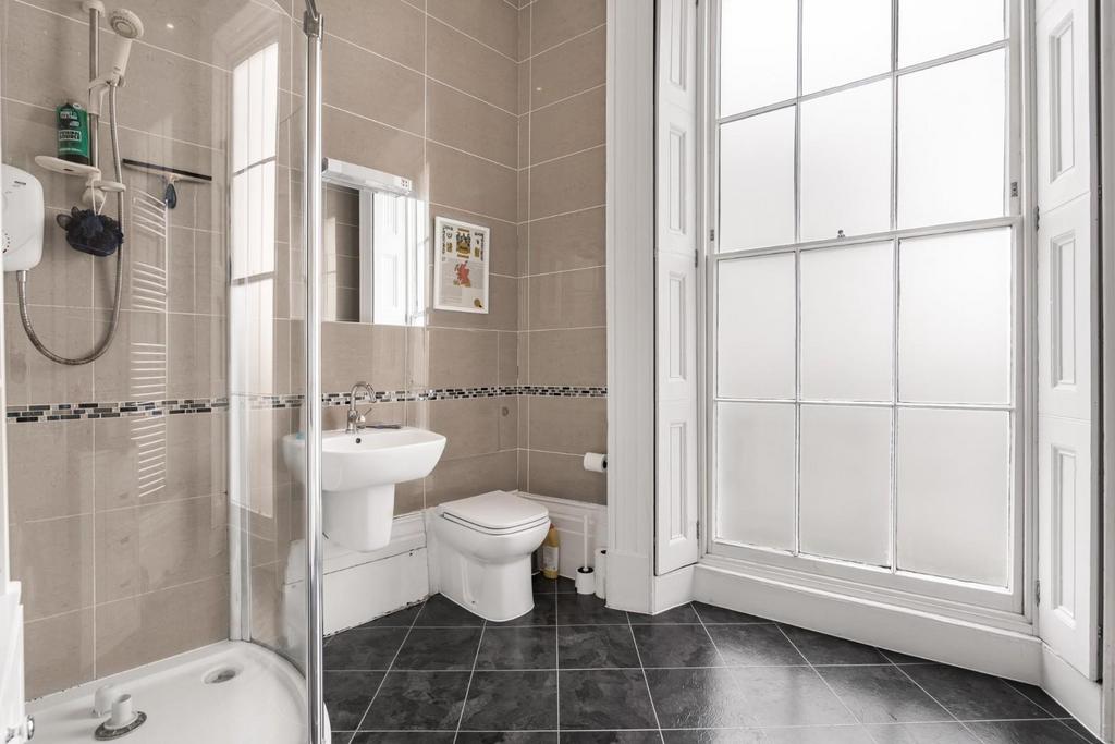 Flat 1 99 Promenade-1.jpg