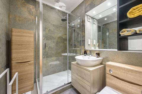 2 bedroom flat to rent, Oakview Lodge, Golders Green, London, NW11