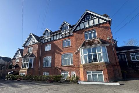 1 bedroom apartment for sale - Flat 12 Queens Court, 65-67 Shrewsbury Road, Prenton, Merseyside, CH43 6TE