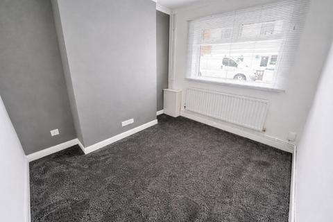 2 bedroom terraced house to rent, Henry Street, Lincolnshire DN31