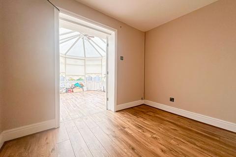 undefined, Almond Court, Liverpool, L19