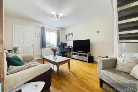 2 bedroom terraced house to rent, Granta Leys, Cambridge CB21