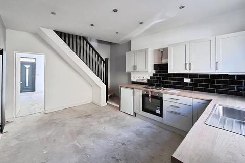 3 bedroom terraced house for sale, Market Street, Todmorden OL14