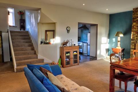 3 bedroom semi-detached house for sale, Station Road, Newcastle upon Tyne NE15