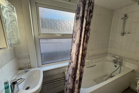 1 bedroom detached house to rent, High Street, Wealdstone HA3