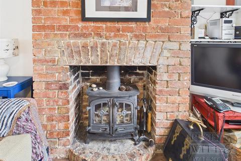 2 bedroom terraced house for sale, Rye Harbour Road, Rye