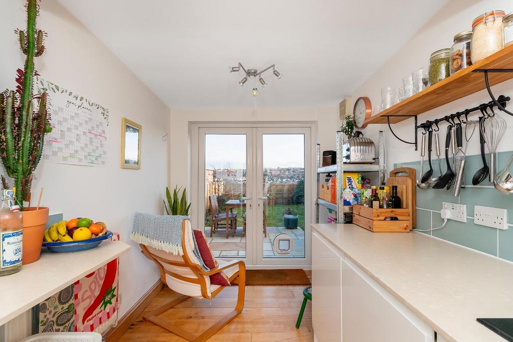 1 S8 TBR - Kitchen D.jpg
