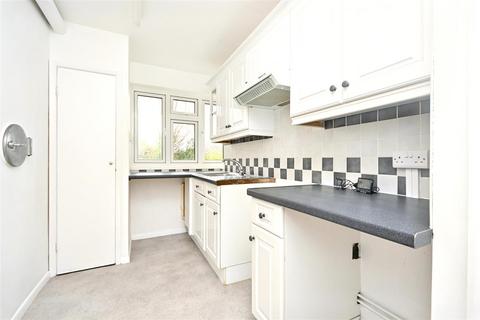 2 bedroom flat for sale, Carew Road, Eastbourne