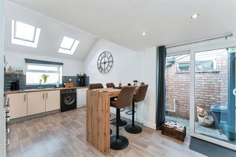 2 bedroom terraced house for sale, Elm Road, March