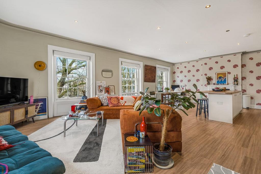 Flat 3 99 Promenade-6.jpg