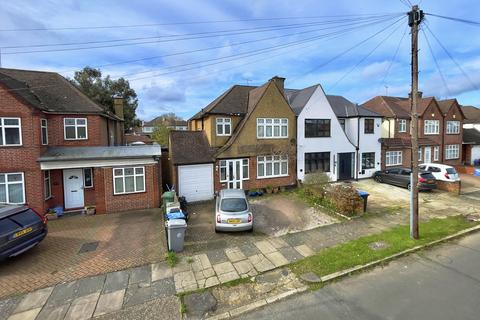 undefined, Vista Way, Harrow HA3