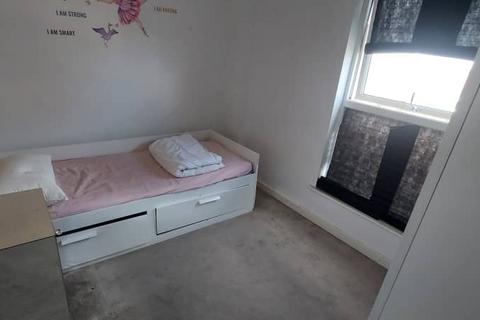 undefined, Wood Lane, Dagenham RM10