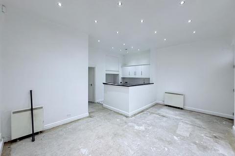 2 bedroom property to rent, Elm Avenue, Nottingham, NG3