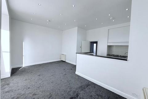 1 bedroom flat to rent, Elm Avenue, Nottingham, NG3