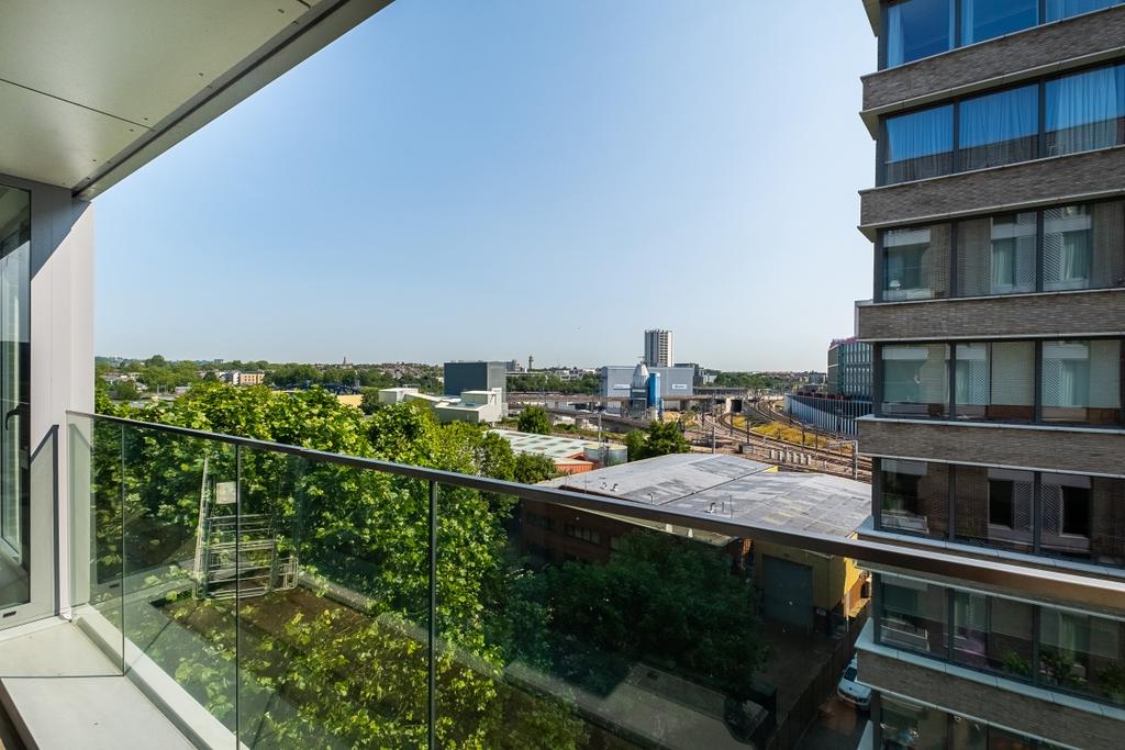 Regents Wharf