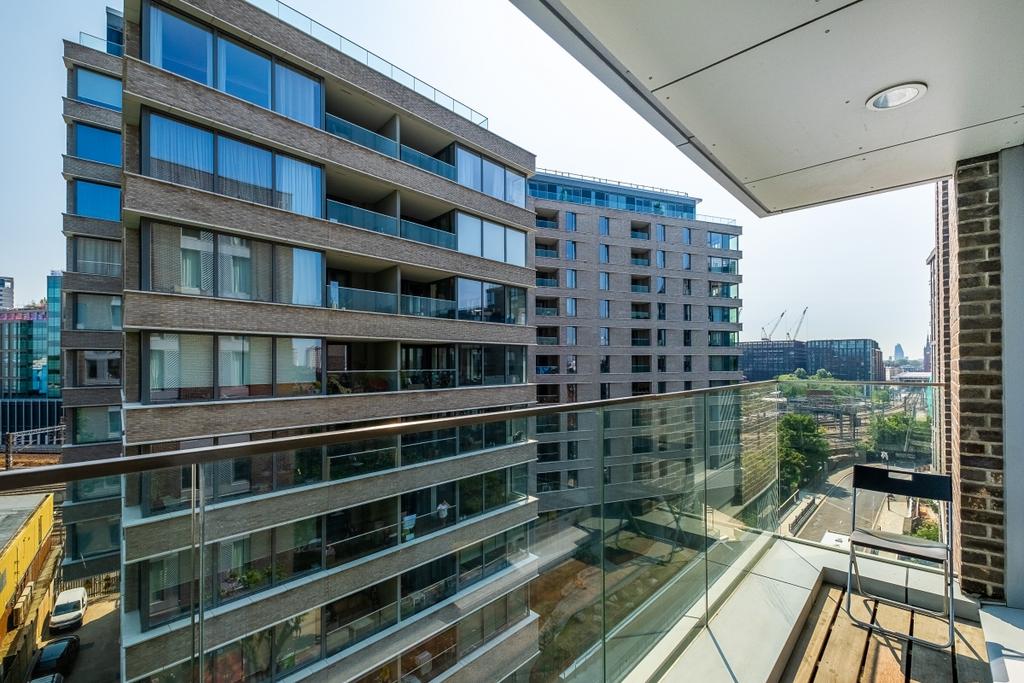 Regents Wharf