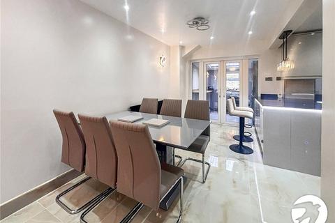 5 bedroom terraced house to rent, Belgravia Gardens, Bromley, BR1