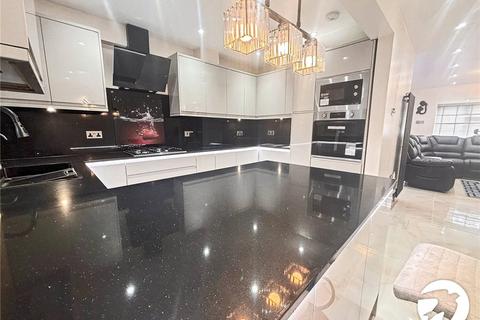 5 bedroom terraced house to rent, Belgravia Gardens, Bromley, BR1