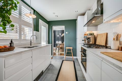 3 bedroom end of terrace house for sale, Nursery Road, Old Moulsham, Chelmsford