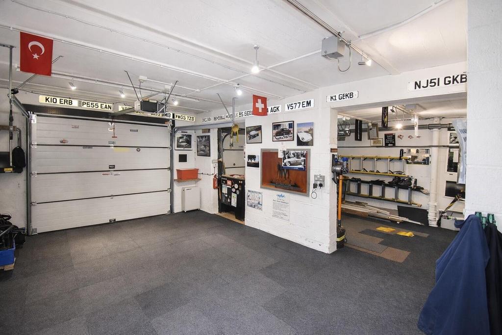 Garage