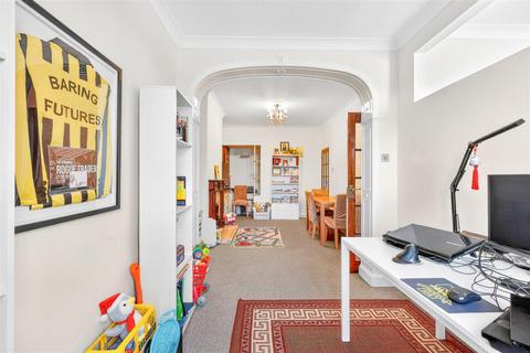 3 bedroom terraced house for sale, Inverness Drive, Hainault