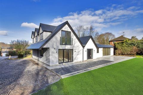 5 bedroom detached house for sale, High Street, Brasted, Westerham, Kent, TN16
