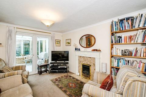 3 bedroom detached house for sale, Foxglove Walk, Worthing
