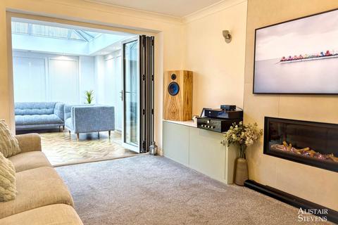 undefined, Mollis Grove, Moorside
