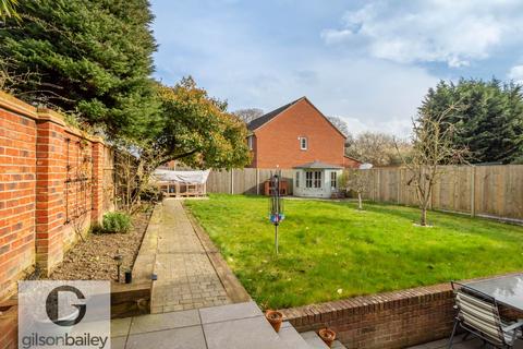 4 bedroom detached house for sale, Acorn Close, Norwich NR13
