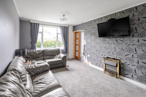 2 bedroom semi-detached house for sale, Raynel Approach, Leeds