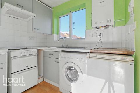 2 bedroom terraced house for sale, Sandown Court, Bletchley